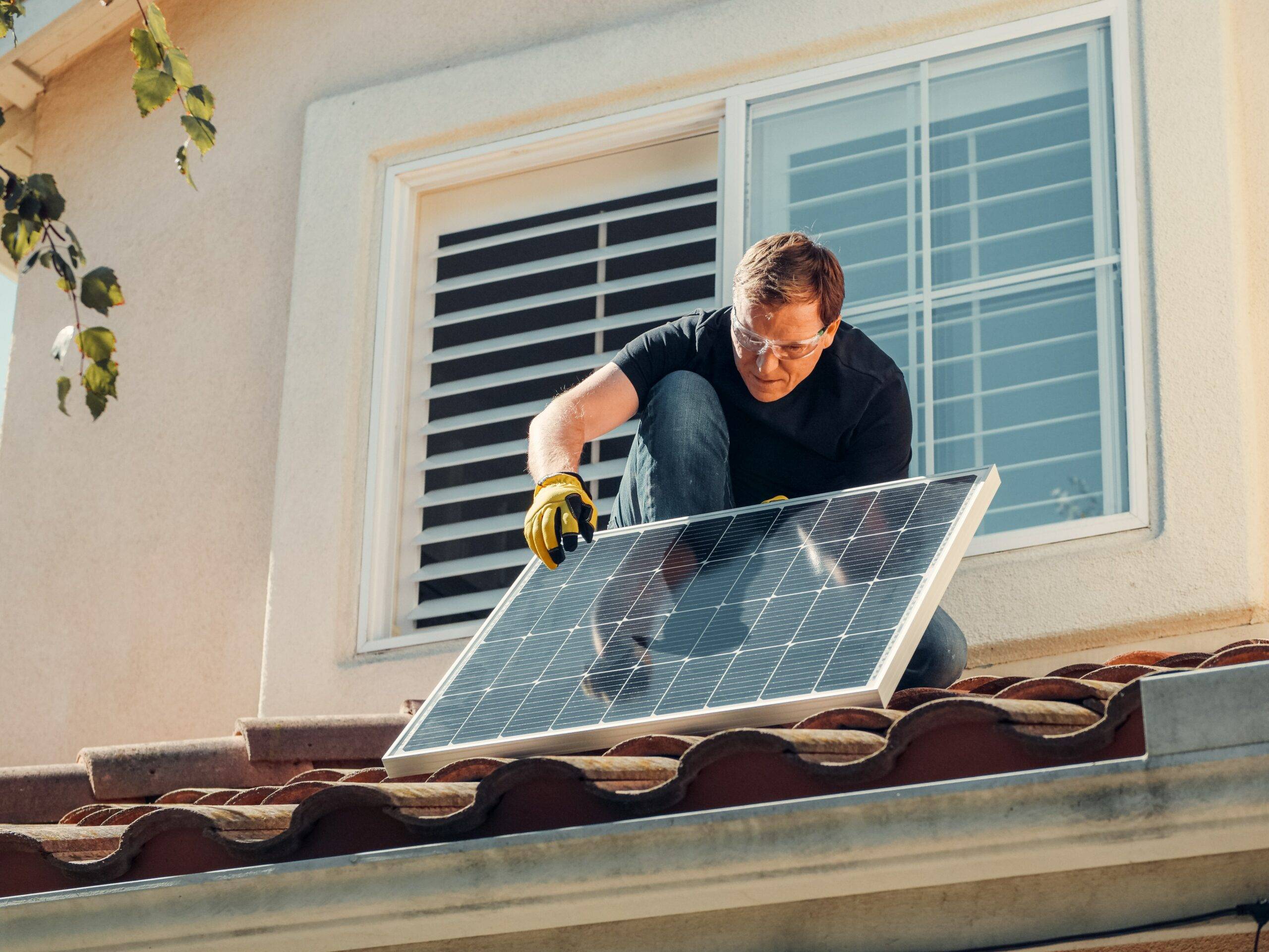 How to Choose the Best Solar Battery Storage: A Comprehensive Guide